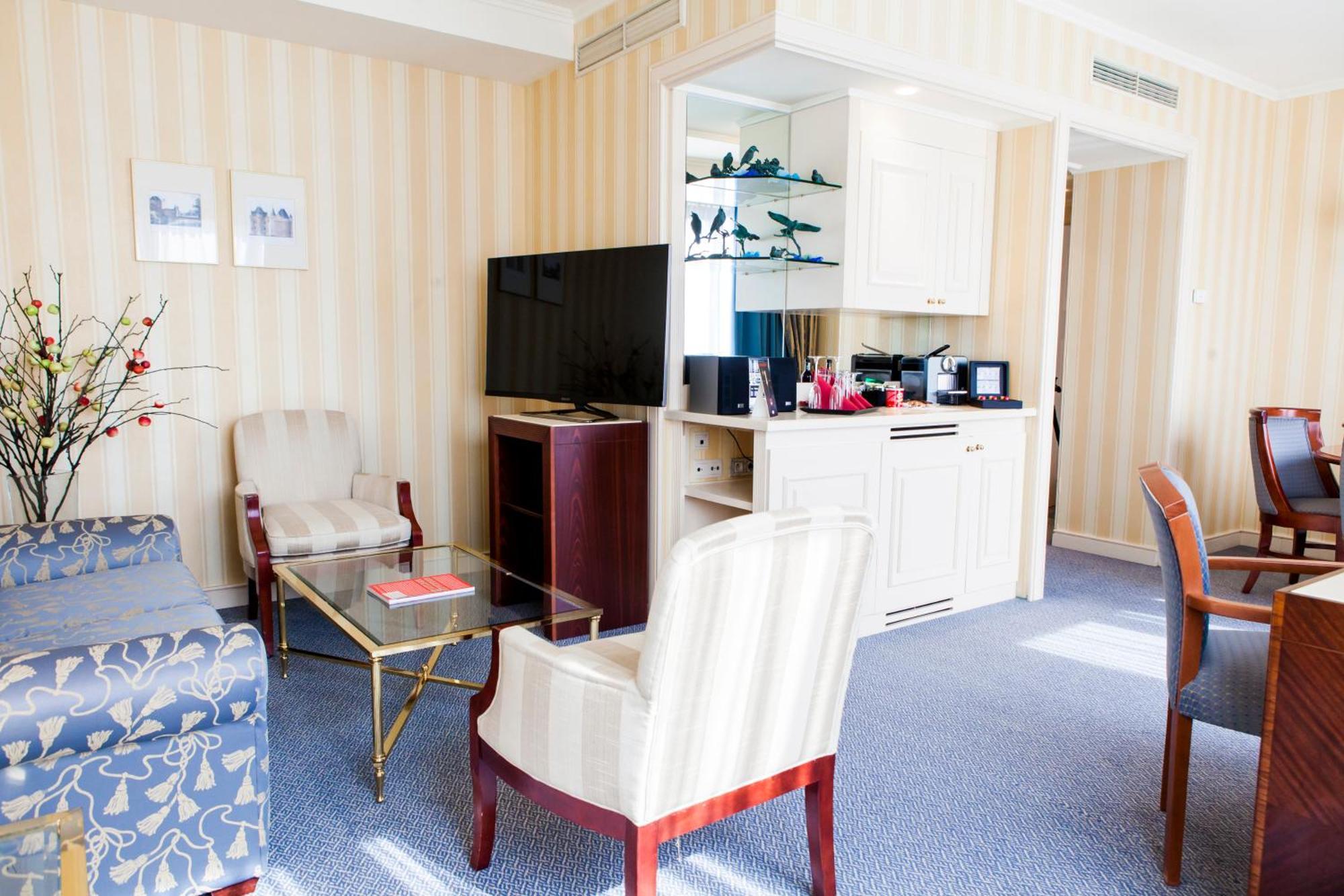 בריסל Hotel Le Chatelain מראה חיצוני תמונה