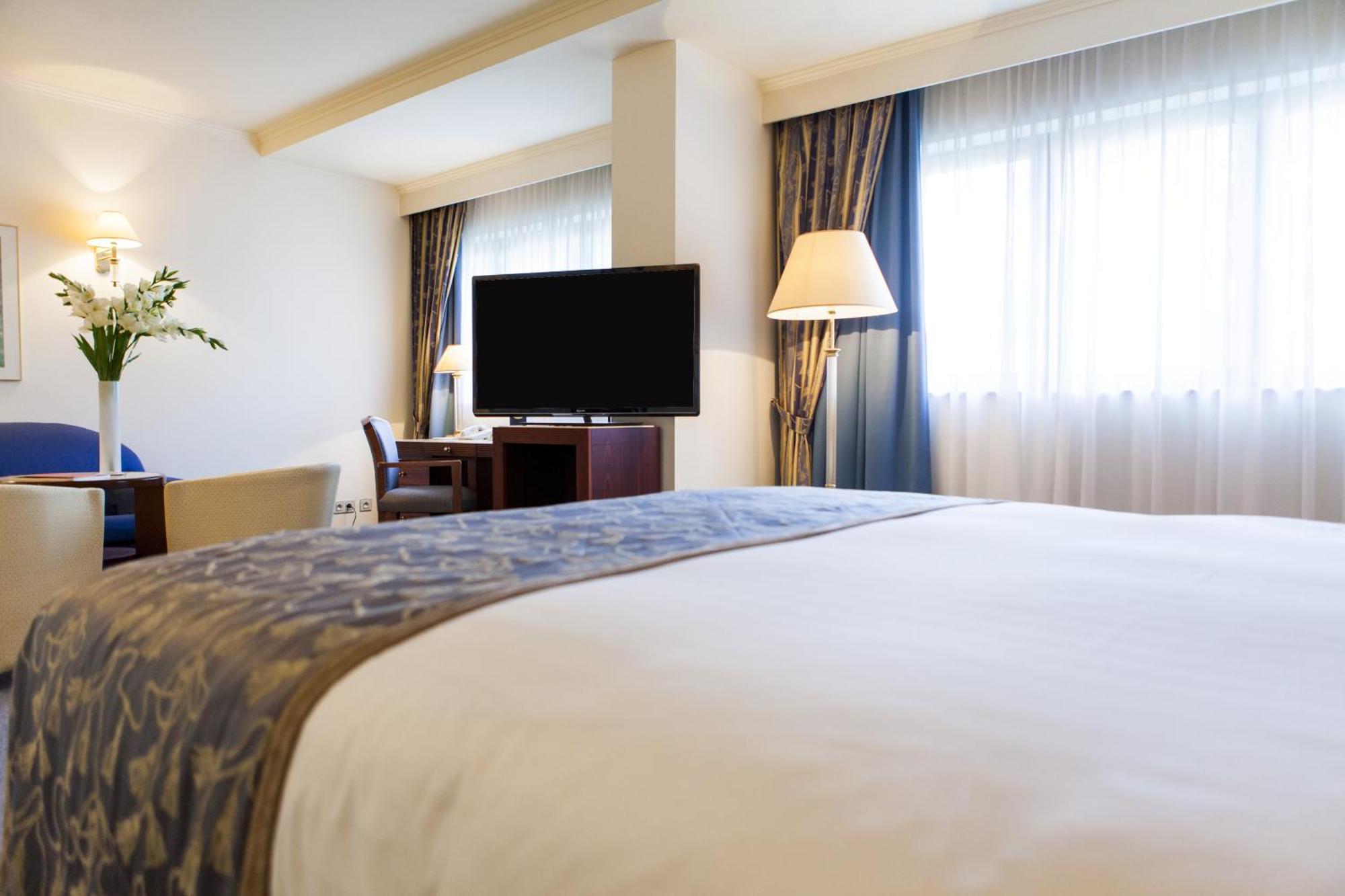 בריסל Hotel Le Chatelain מראה חיצוני תמונה